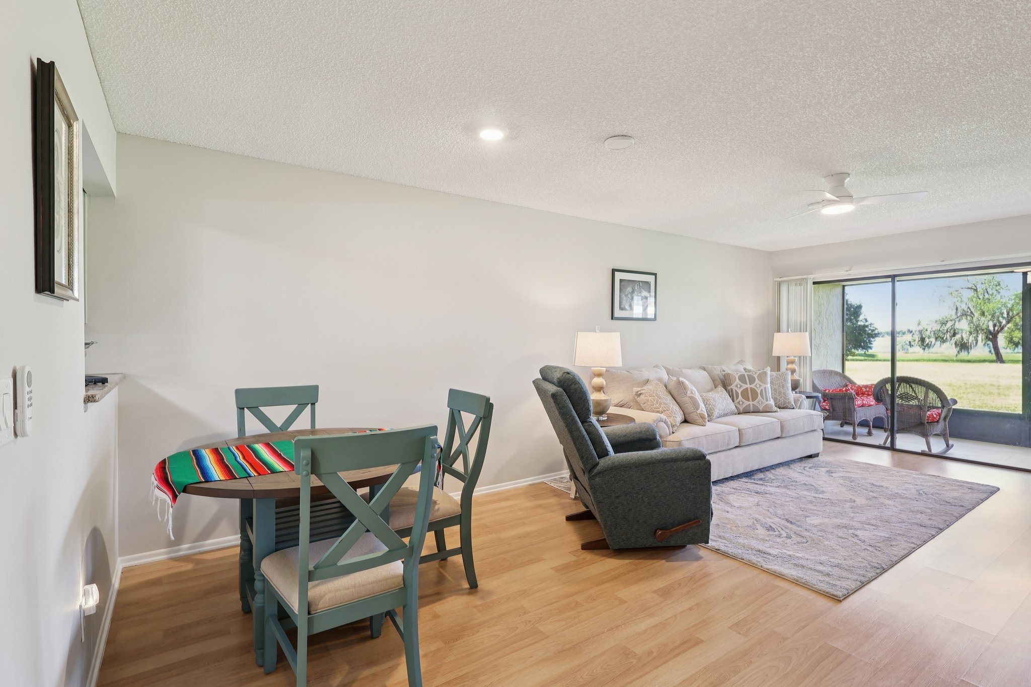 Magnolia Pl-S0111-011.jpg