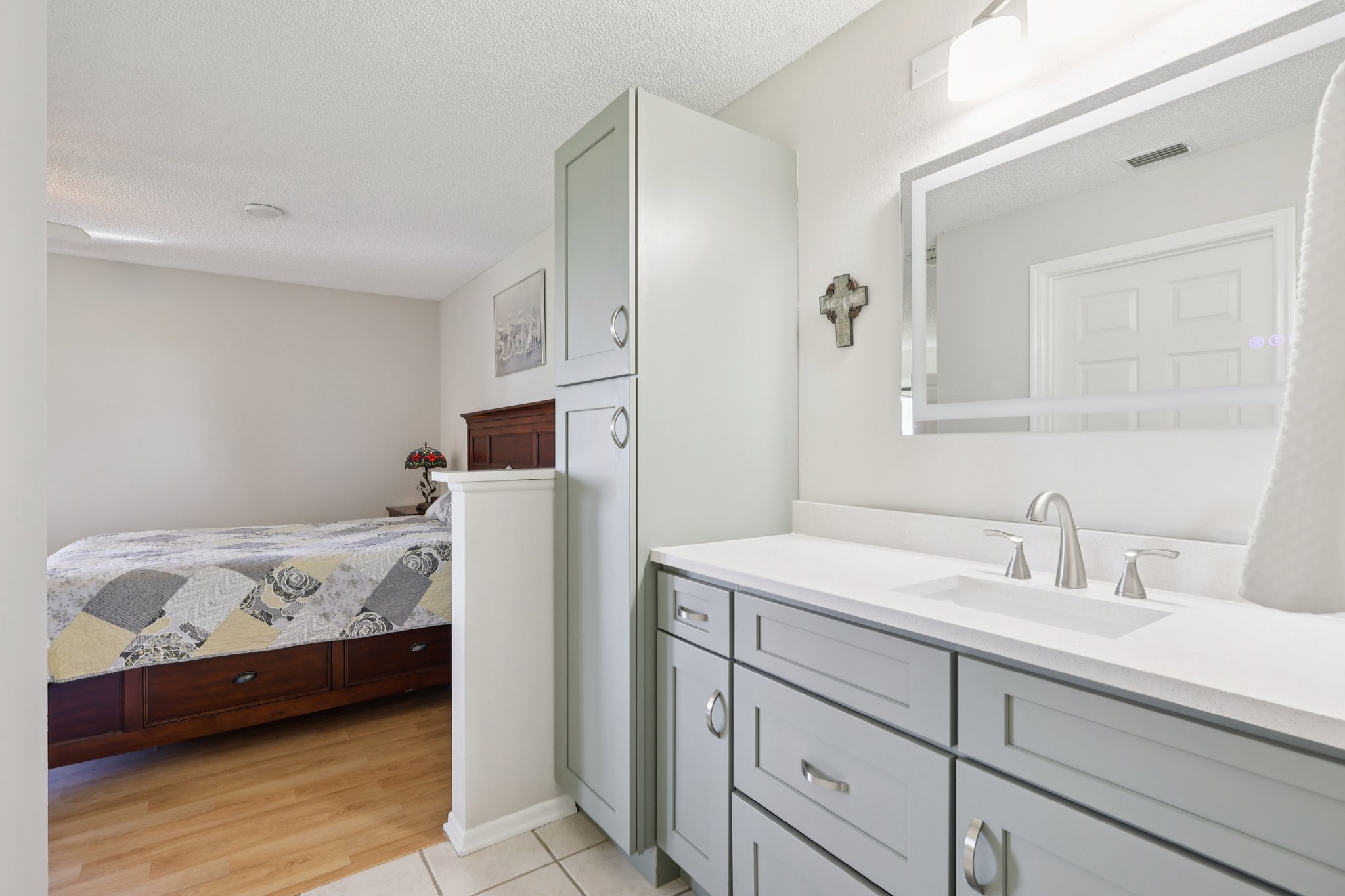 Magnolia Pl-S0111-030.jpg