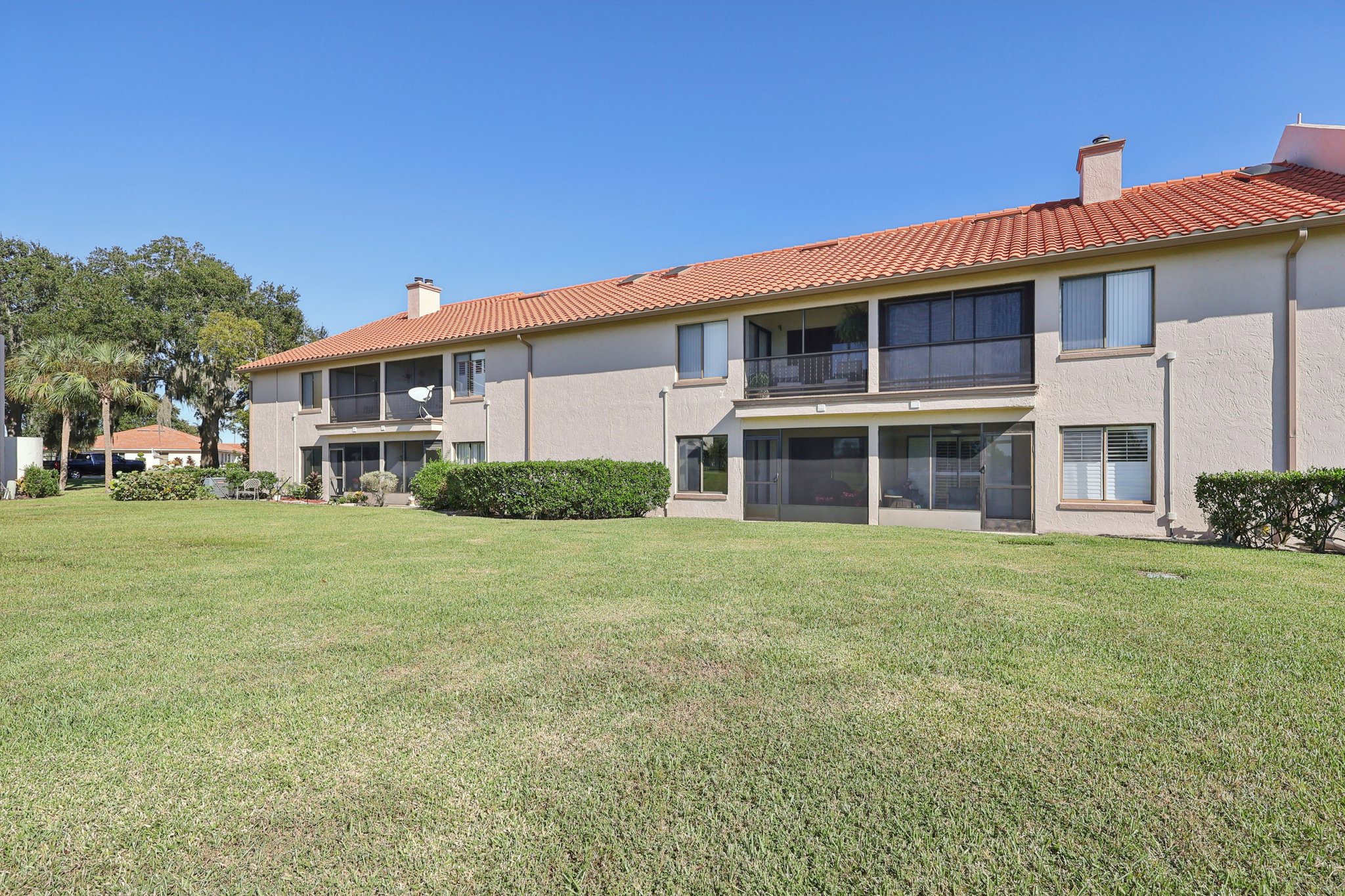 Magnolia Pl-S0111-037.jpg