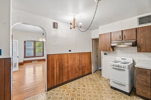 703 N 7th Ave-S0907-015.jpg