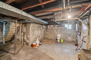 703 N 7th Ave-S0907-035.jpg
