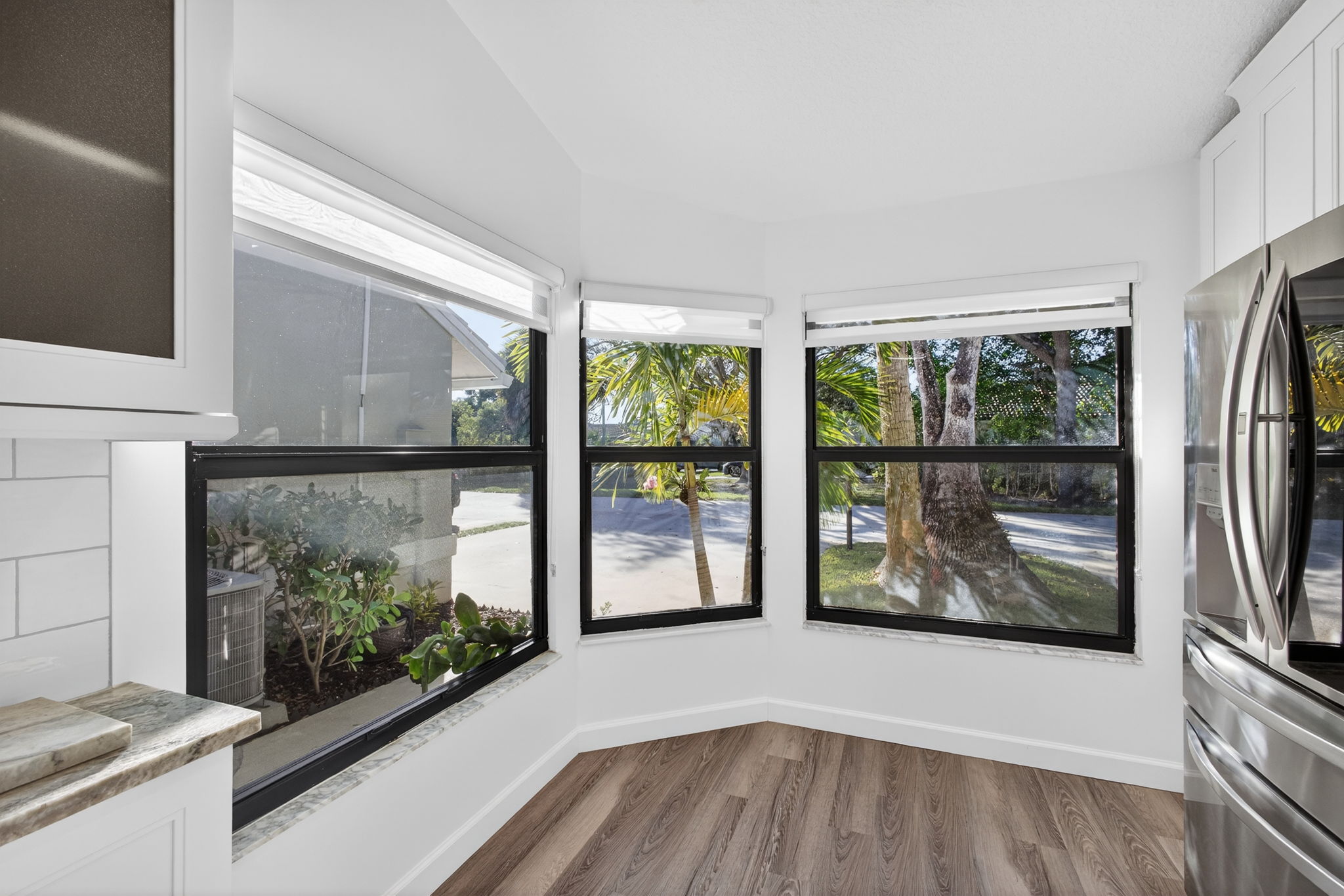 Eat-In Kitchen Virtually Staged