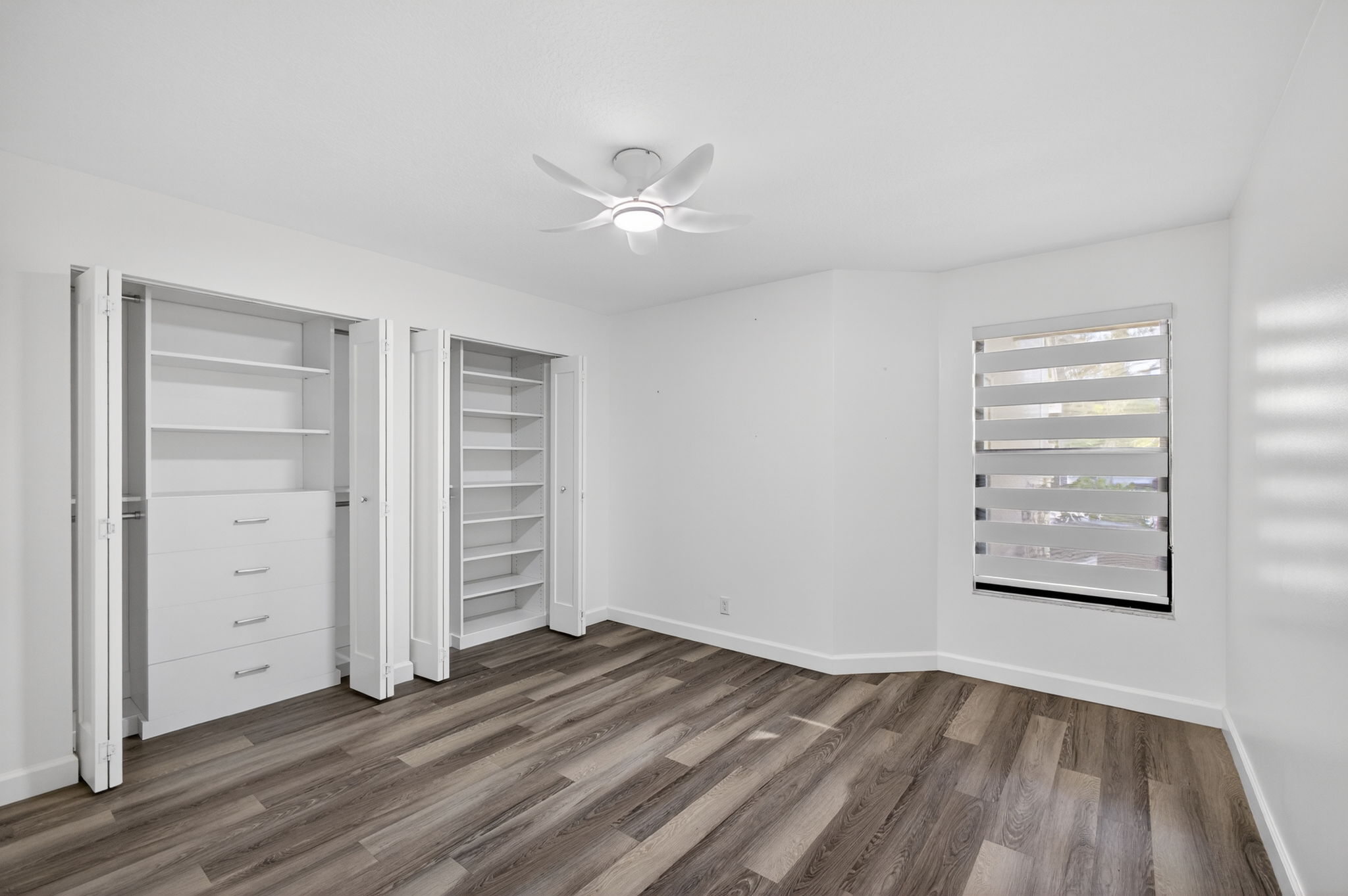 Guest Bedroom with Closet Built-ins