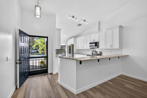 Bright and Airy Kitchen