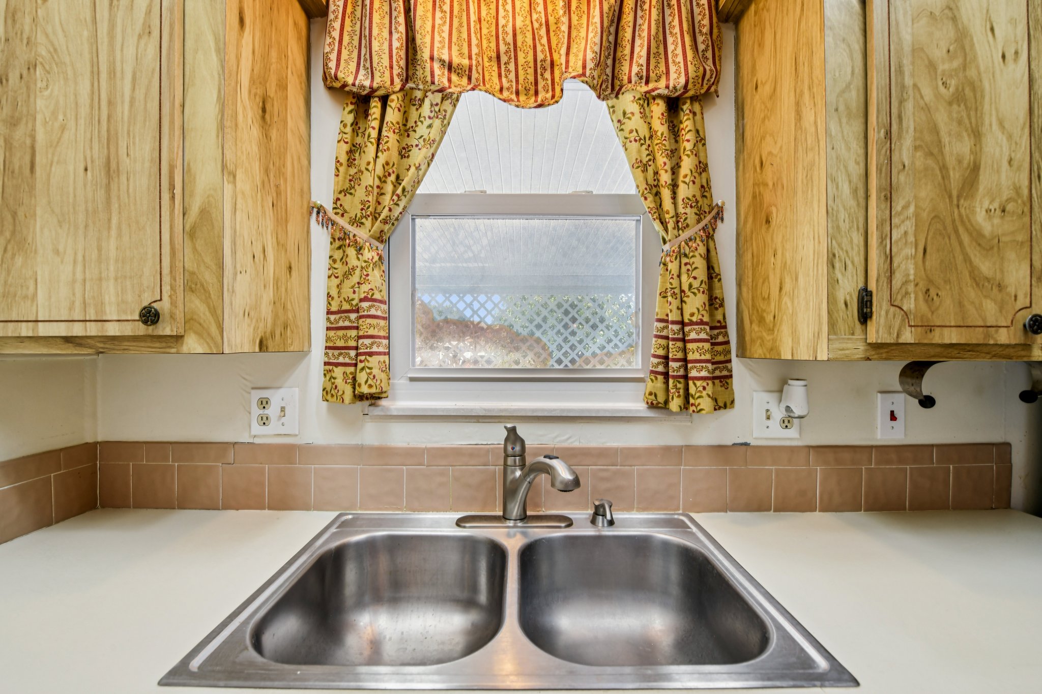 Whippoorwill Ln-S1511-016.jpg