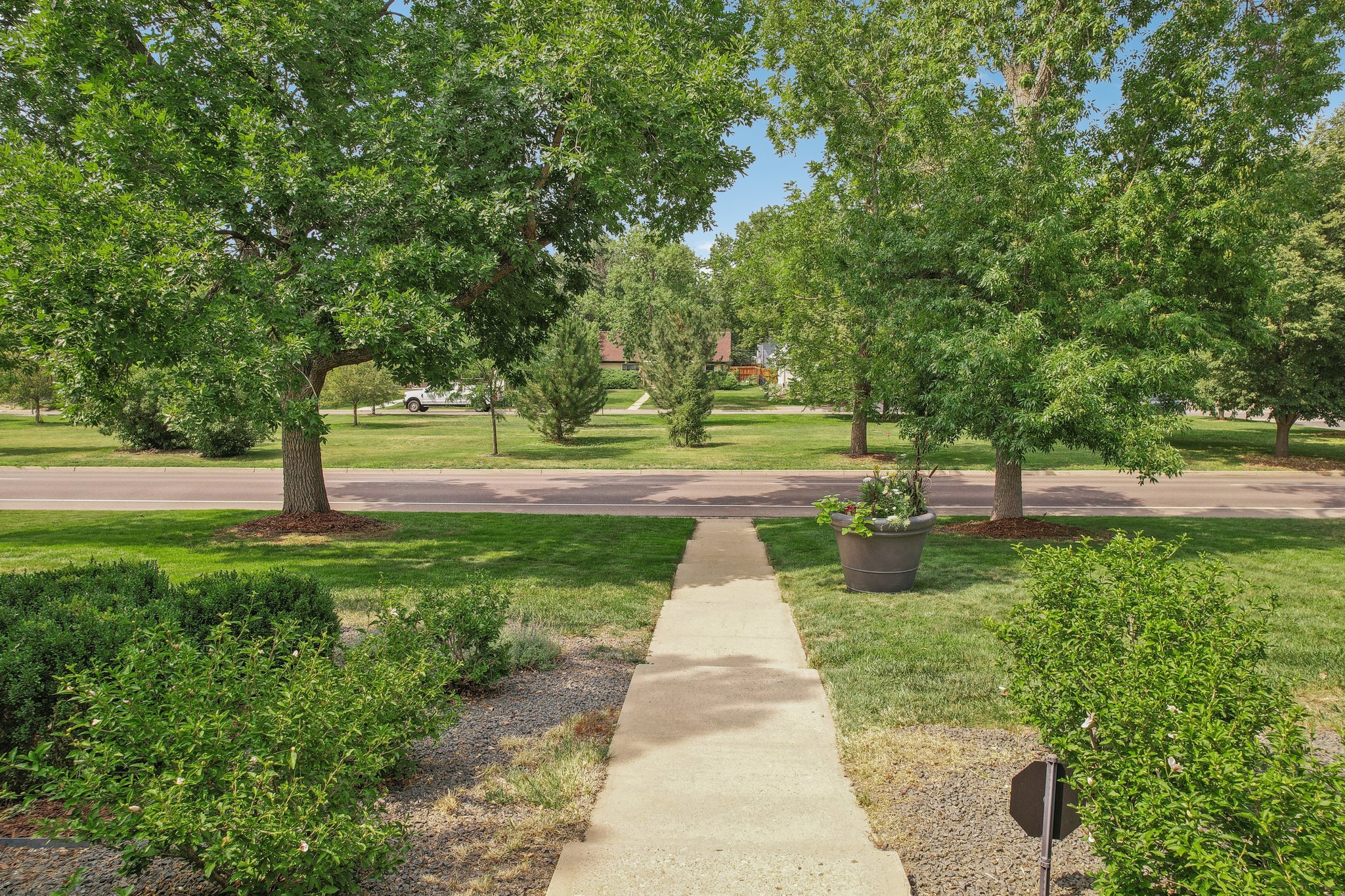 E 6th Avenue Pkwy-067.jpg