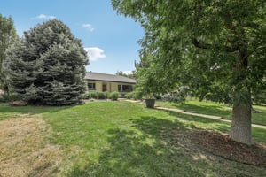 E 6th Avenue Pkwy-005.jpg