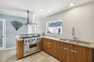 E 6th Avenue Pkwy-025.jpg