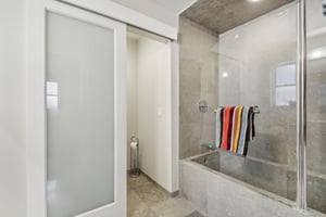 E 6th Avenue Pkwy-038.jpg