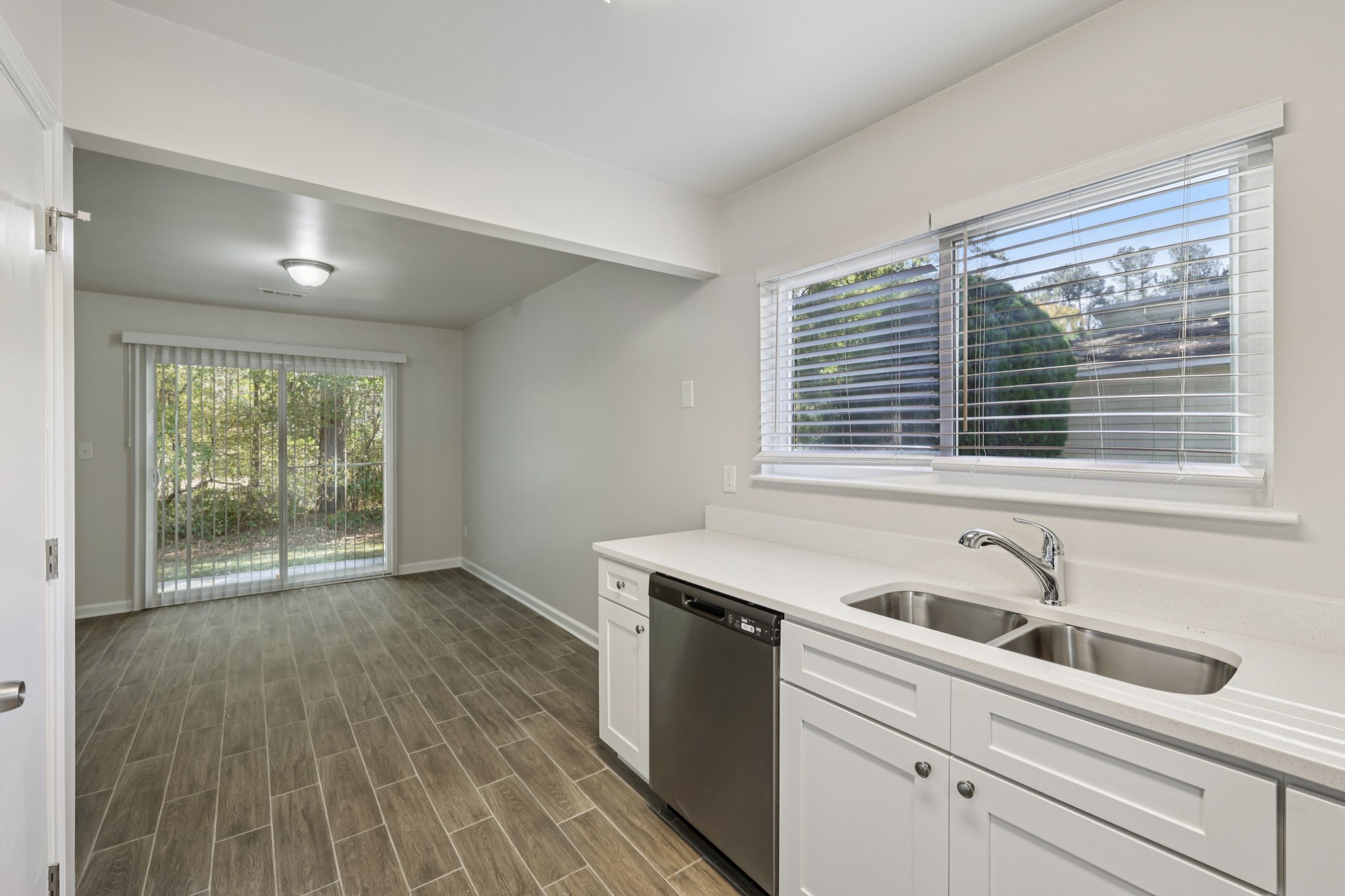 Huntsmaster Dr-S0511-015.jpg