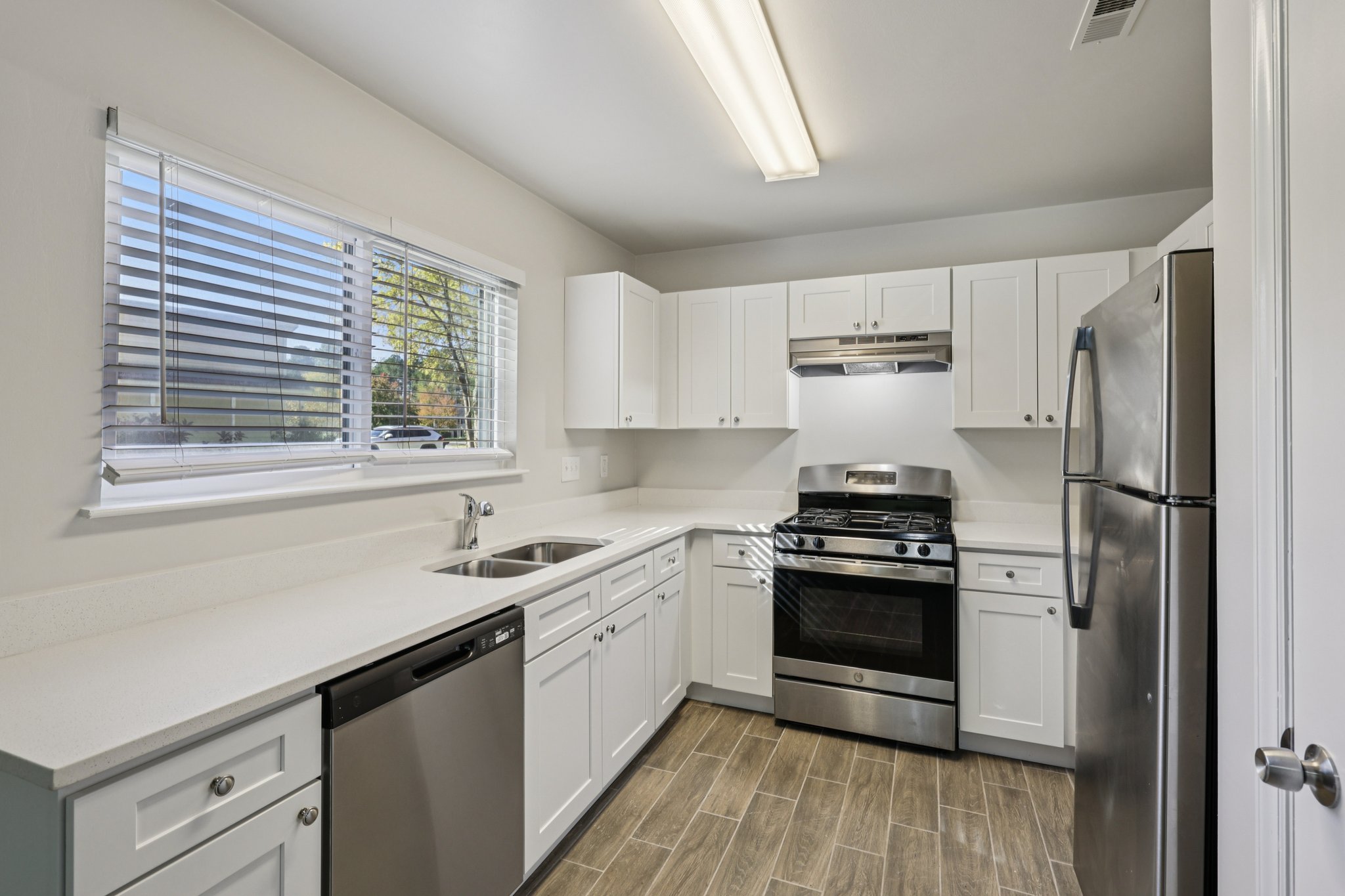 Huntsmaster Dr-S0511-017.jpg