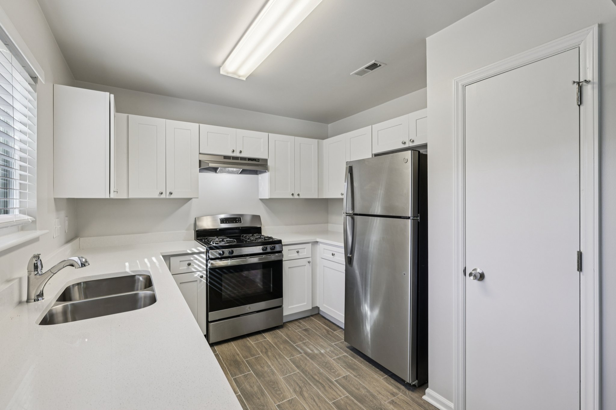 Huntsmaster Dr-S0511-018.jpg