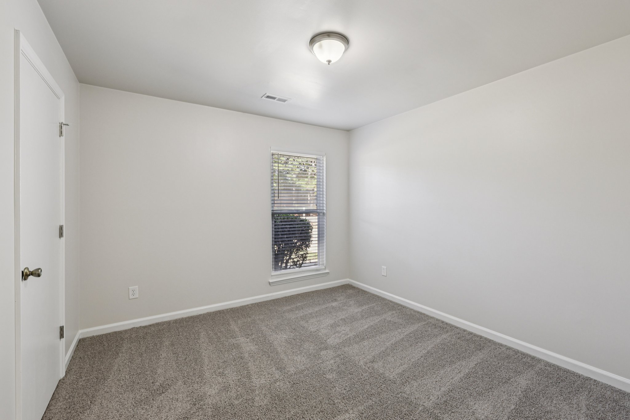 Huntsmaster Dr-S0511-020.jpg