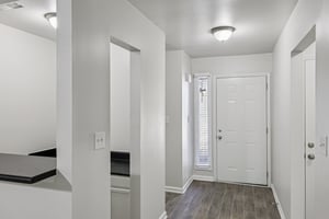 Huntsmaster Dr-S0511-005.jpg