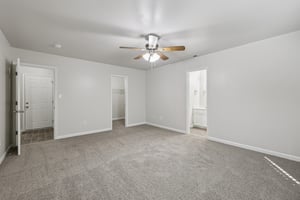 Huntsmaster Dr-S0511-025.jpg