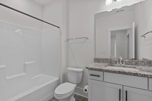  Photo 32