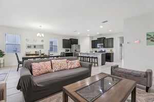 Oakwood St-0506-007.jpg