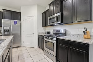 Oakwood St-0506-015.jpg