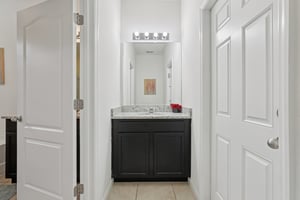 Oakwood St-0506-024.jpg