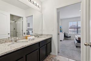 Oakwood St-0506-047.jpg