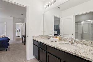 Oakwood St-0506-048.jpg