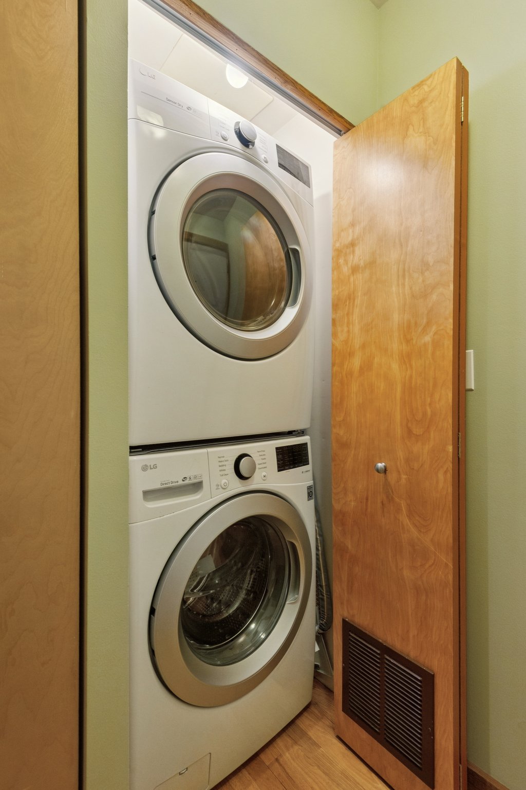 7034 N Paulina G_013.jpg