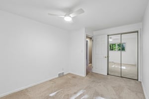 W Parkview Dr-S2509-025.jpg