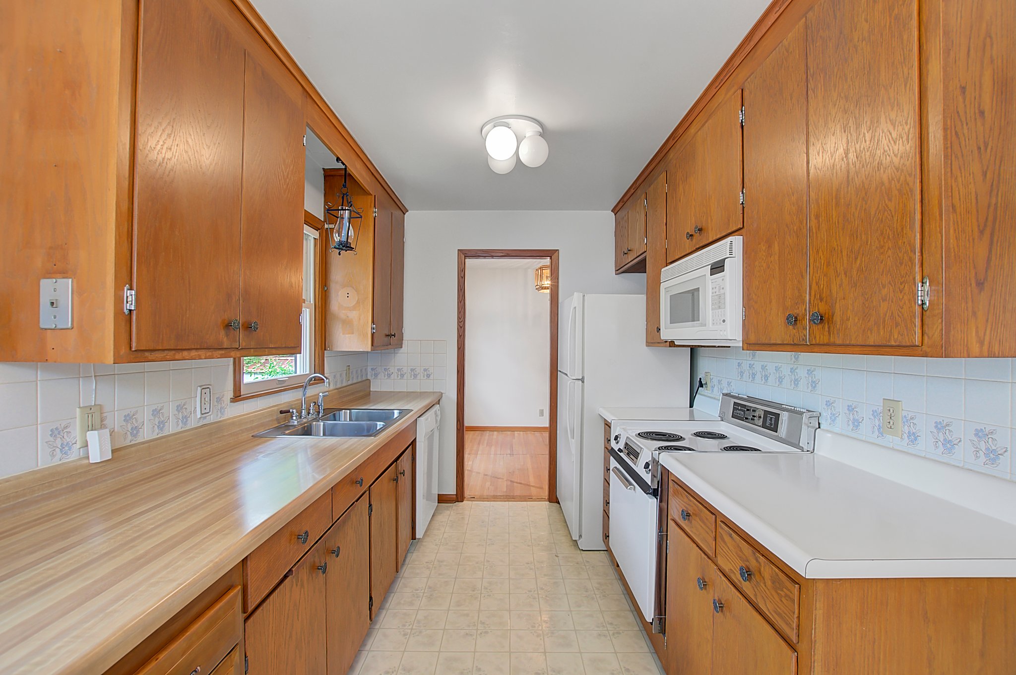 7037 France Ave N, Minneapolis, MN 55429, USA Photo 9