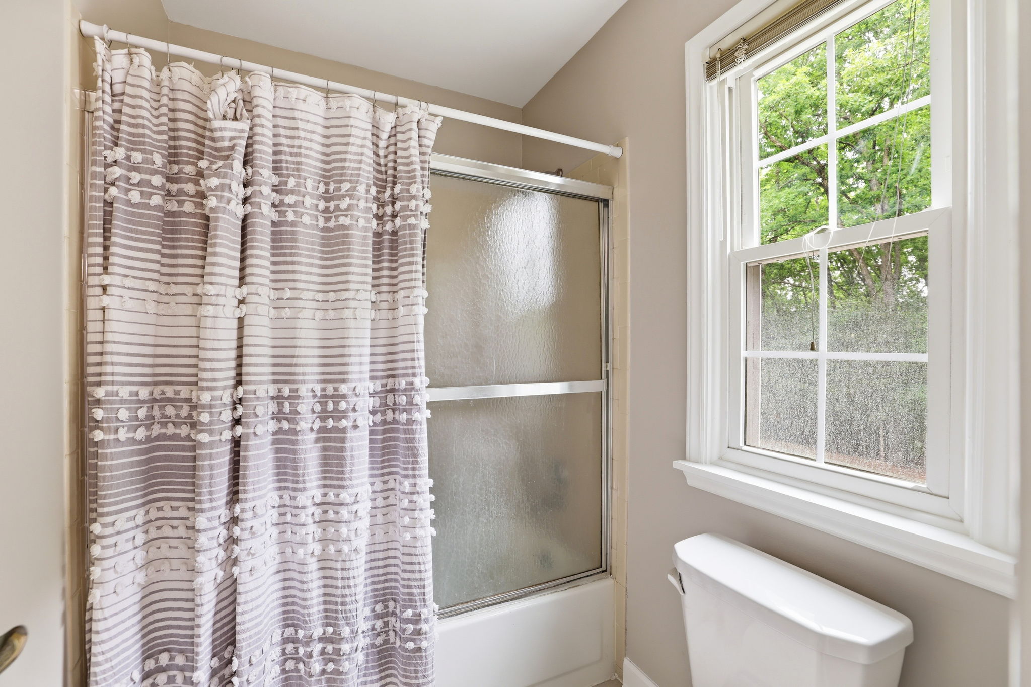 Full Bath on upper level