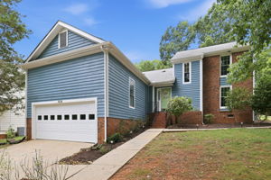  Photo 0