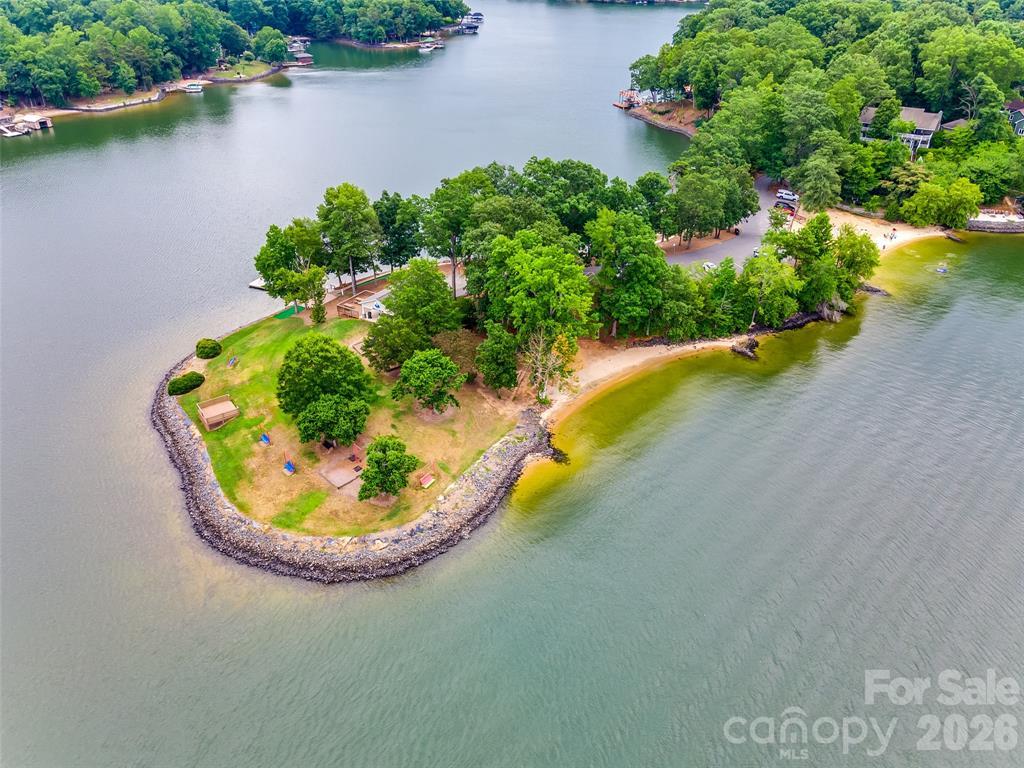 Windjammer Park with Beach Access