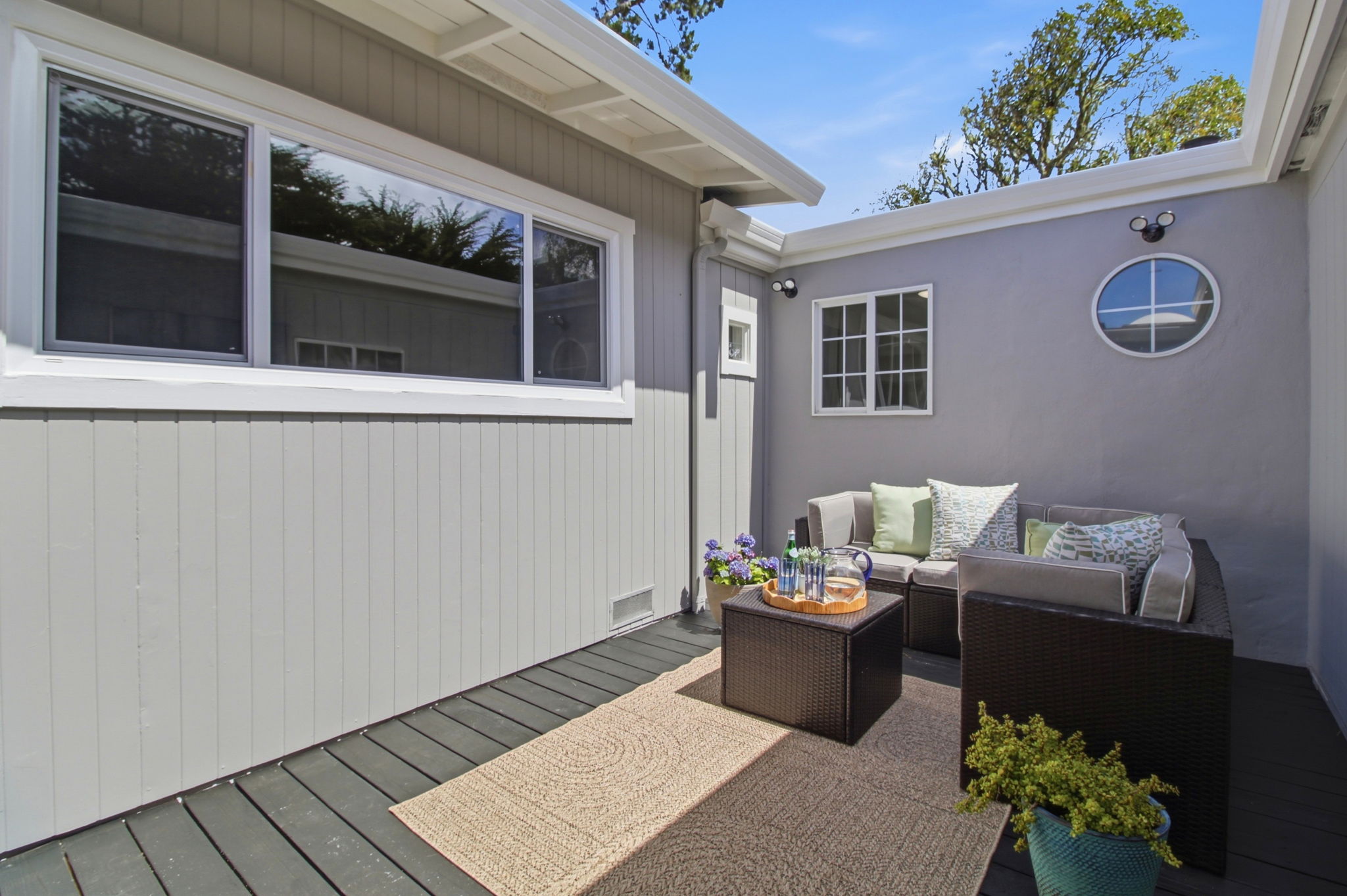 041_F8_704 Alta Vista Dr