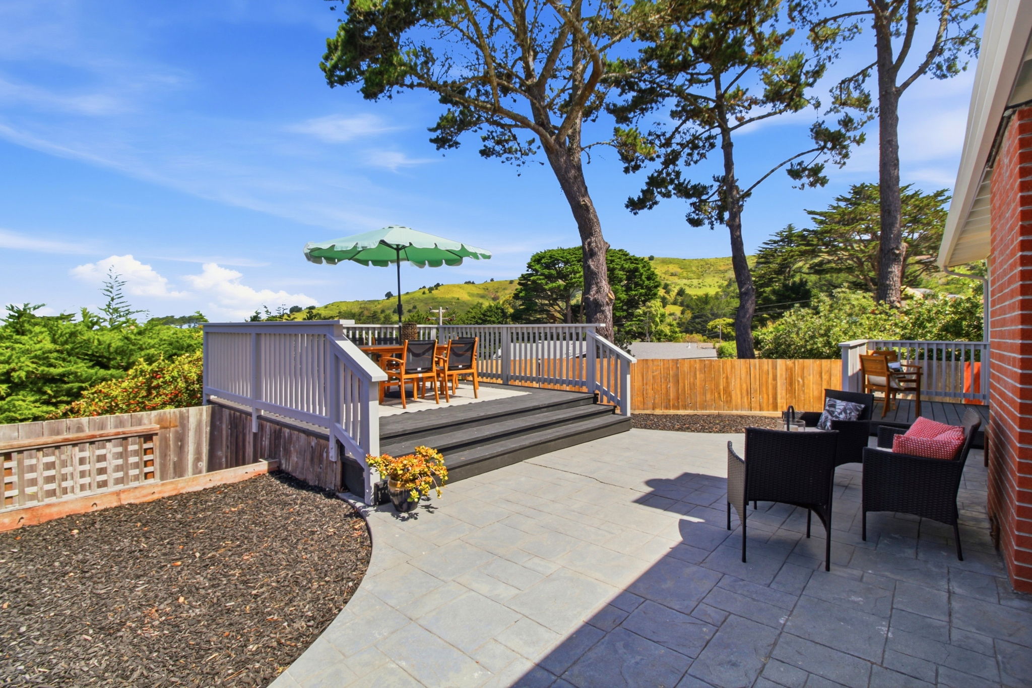 044_F8_704 Alta Vista Dr