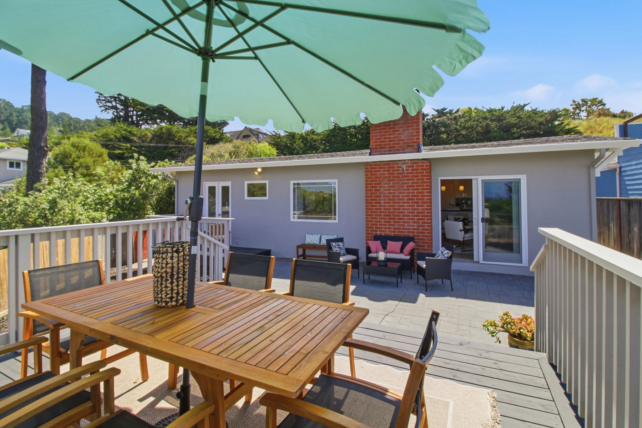 047_F8_704 Alta Vista Dr