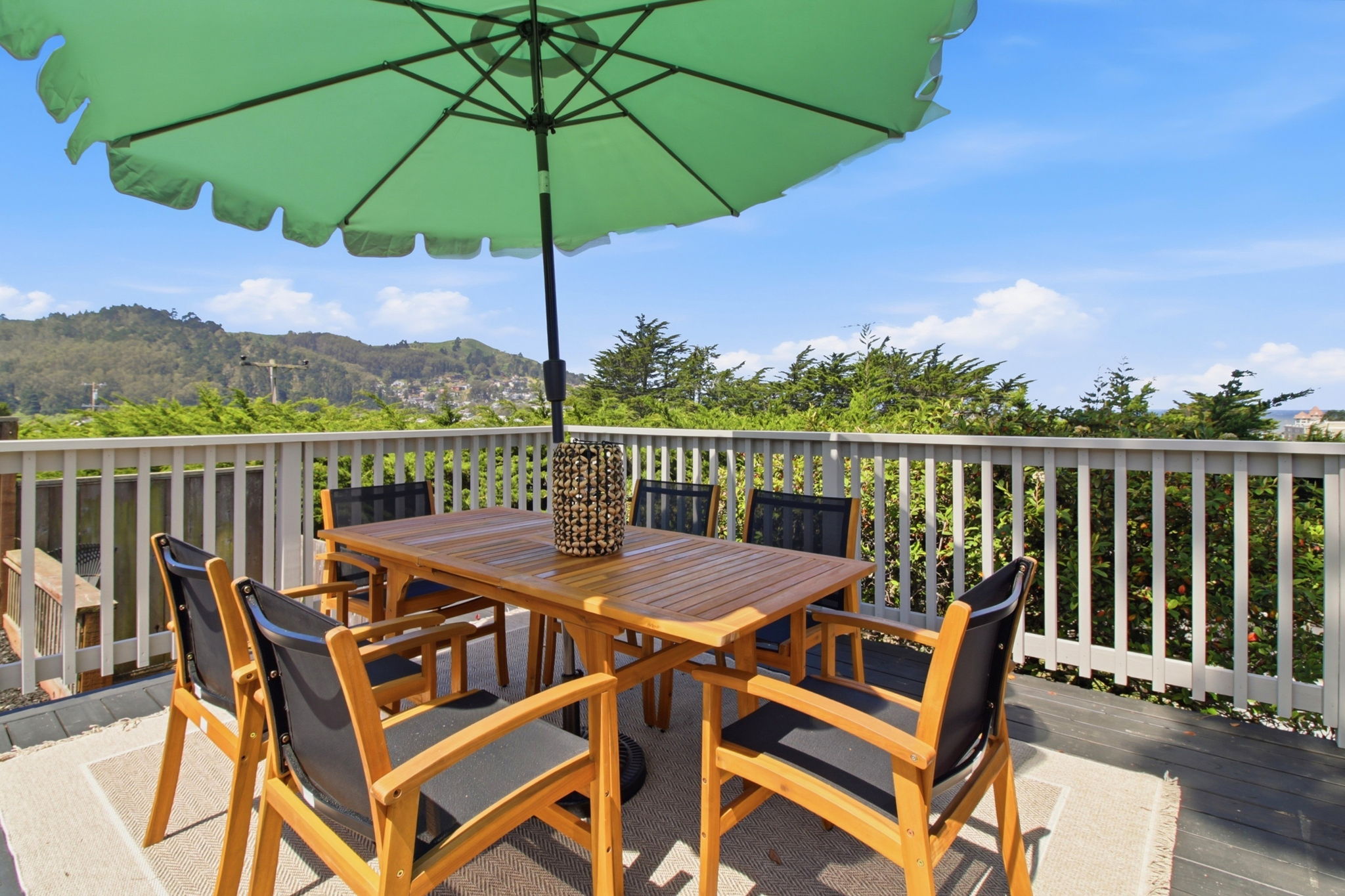049_F8_704 Alta Vista Dr