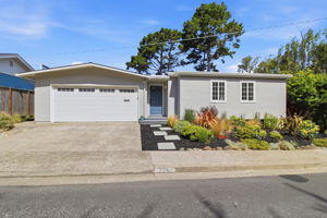 001_F8_704 Alta Vista Dr
