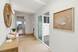 007_F8_704 Alta Vista Dr