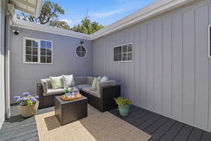 042_F8_704 Alta Vista Dr