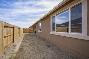  Photo 30