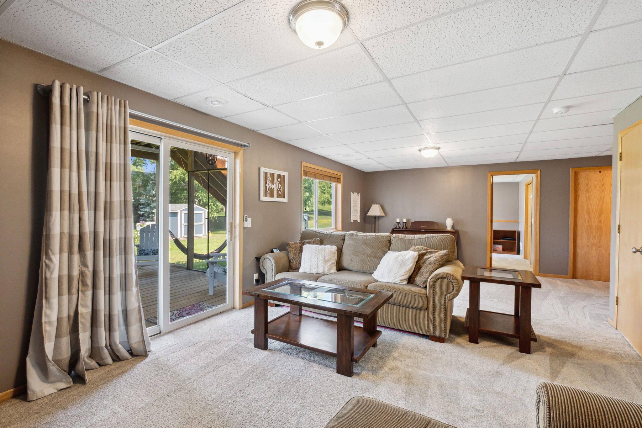 19_Interior
