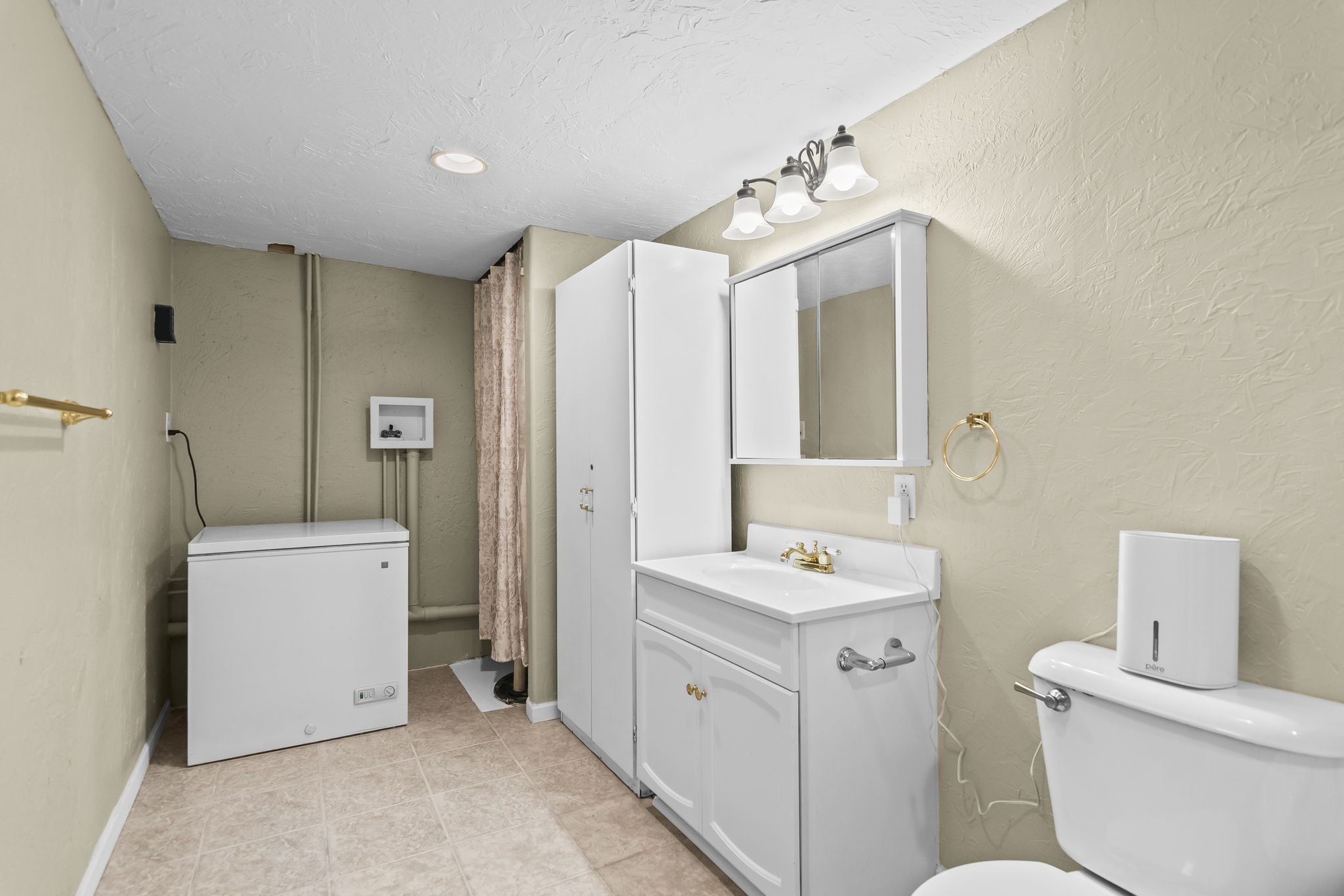 Lower Bath