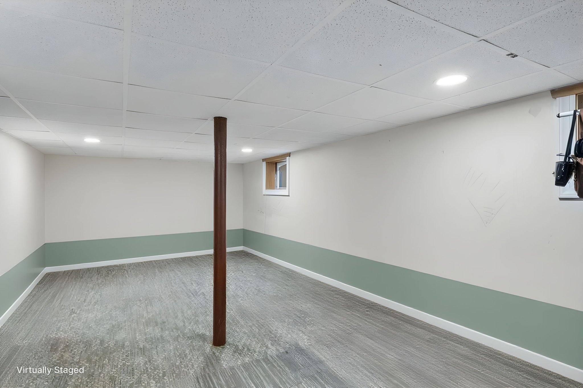 704 Plainfield Ave-17 furniture removed.jpeg