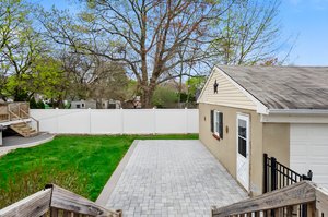 704 Plainfield Ave-29 furniture removed.jpeg