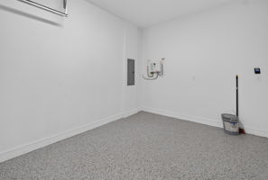  Photo 39