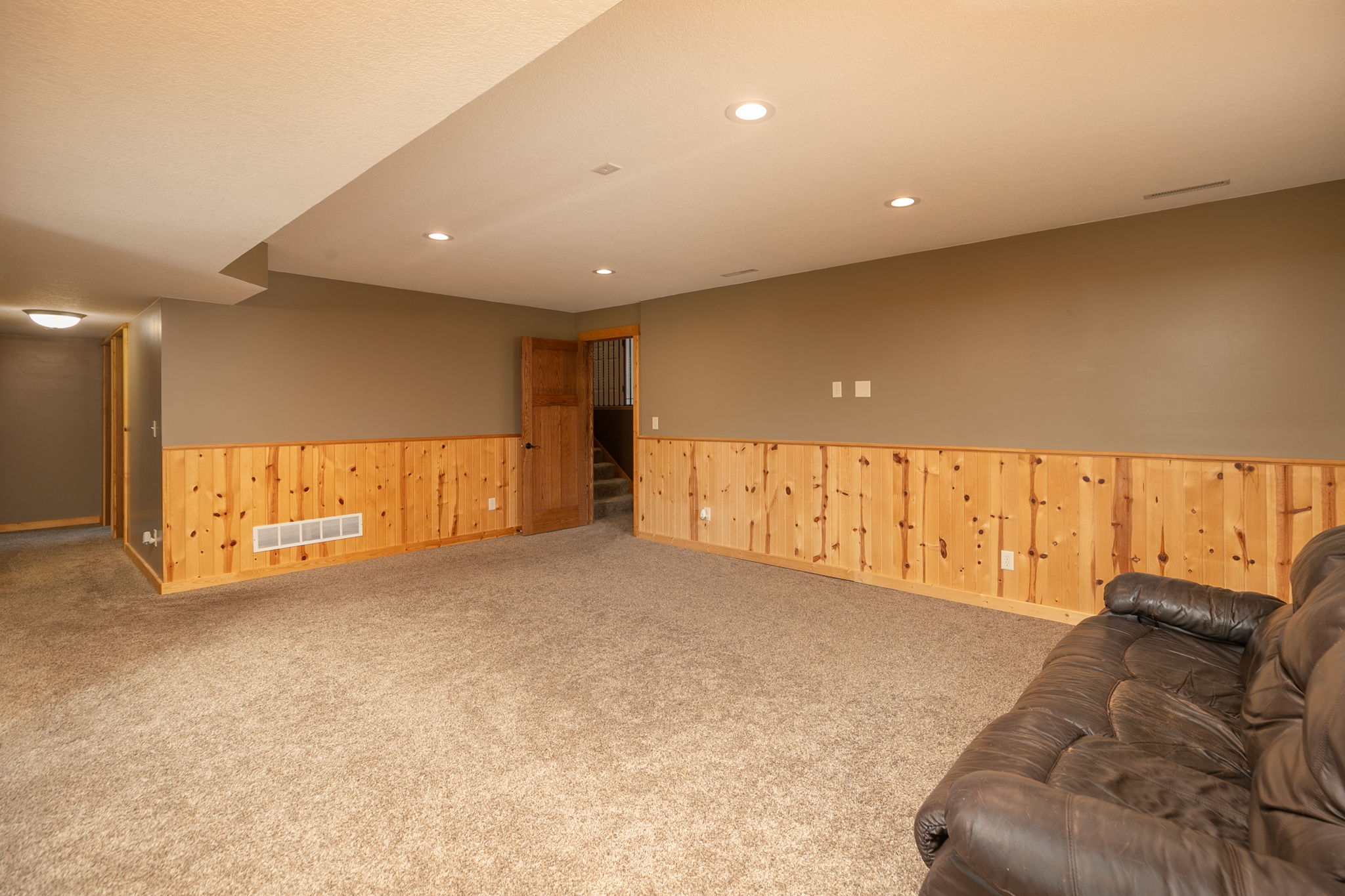 26-Family Room