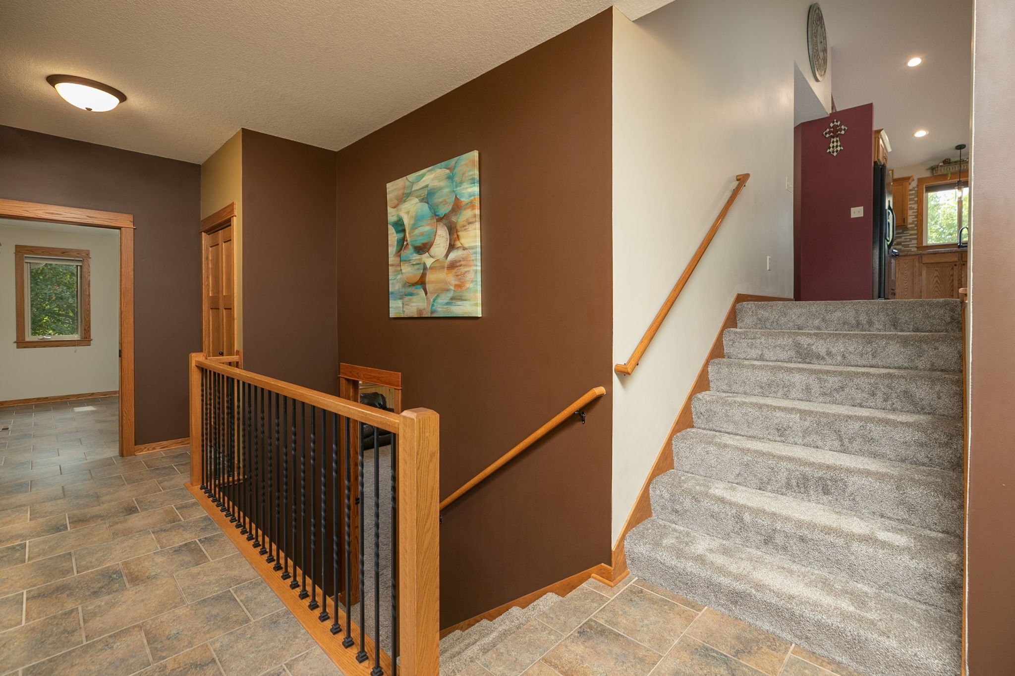 24-Foyer