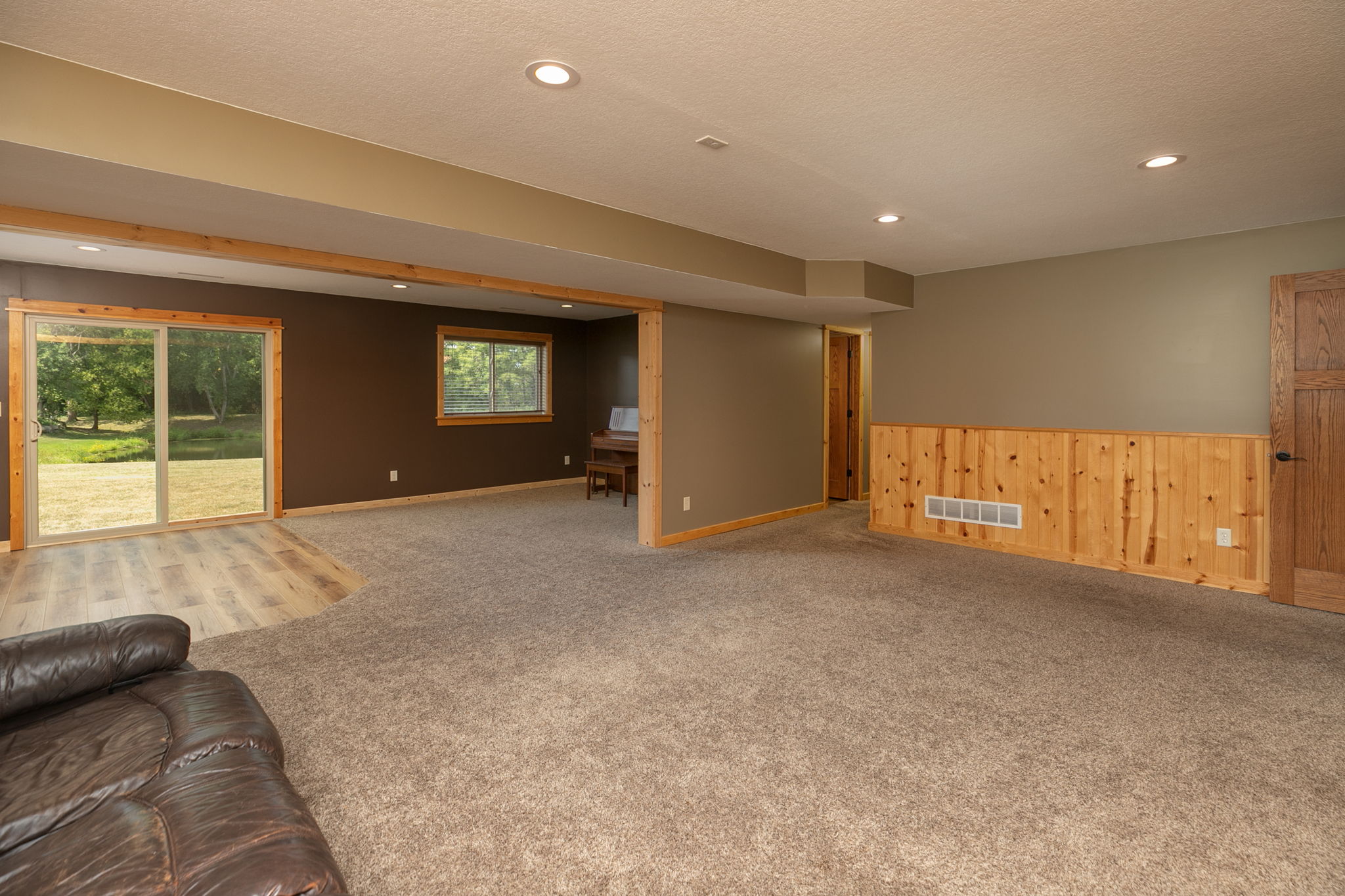 27-Family Room