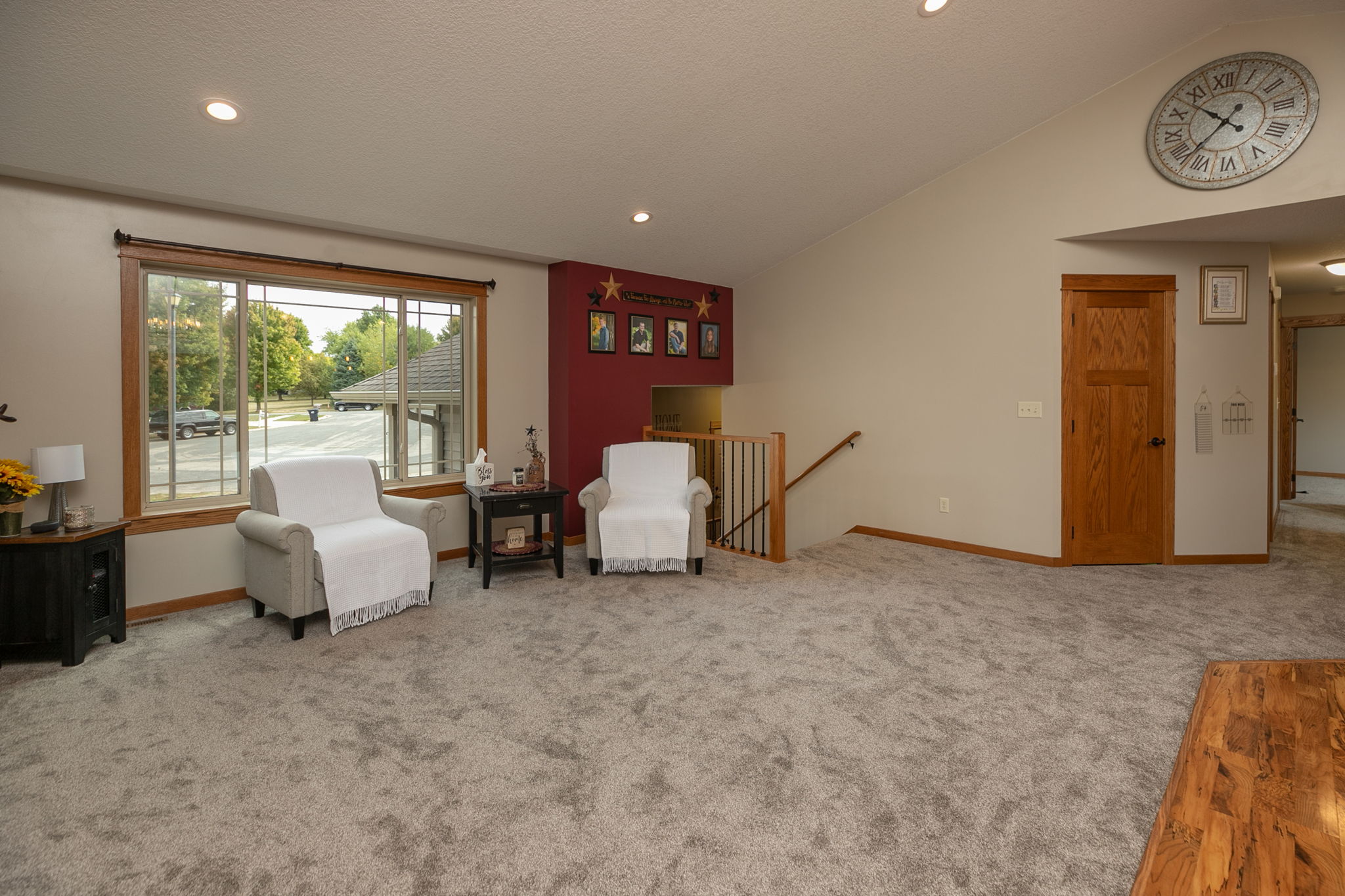 06-Living Room