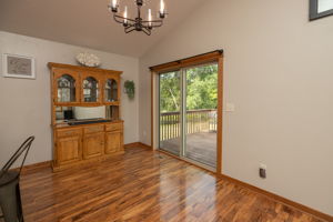 09-Dining Room