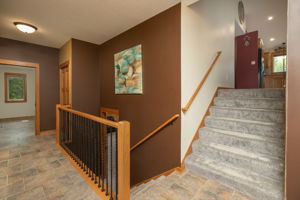 24-Foyer
